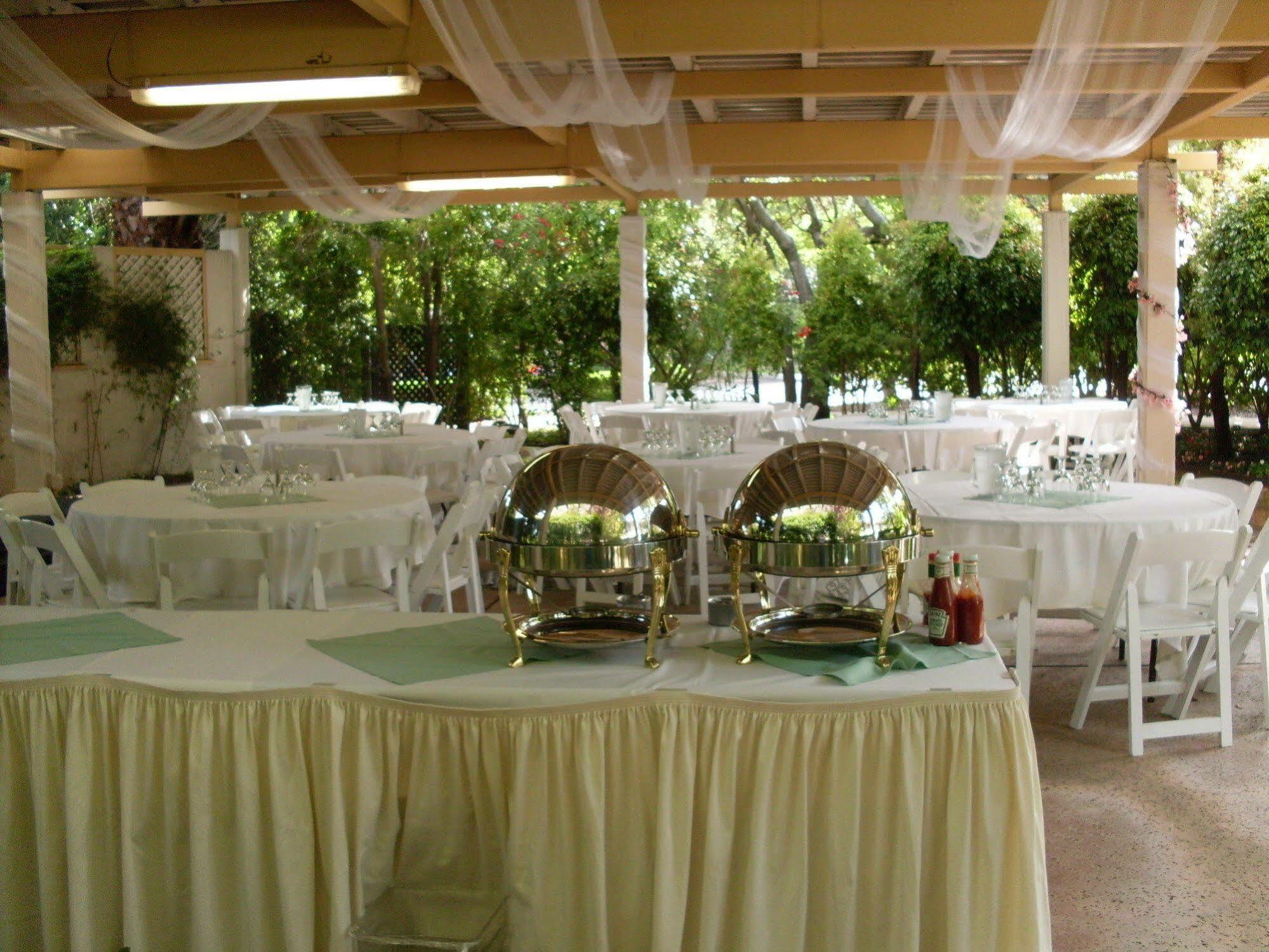 Los Gatos Lodge Buitenkant foto